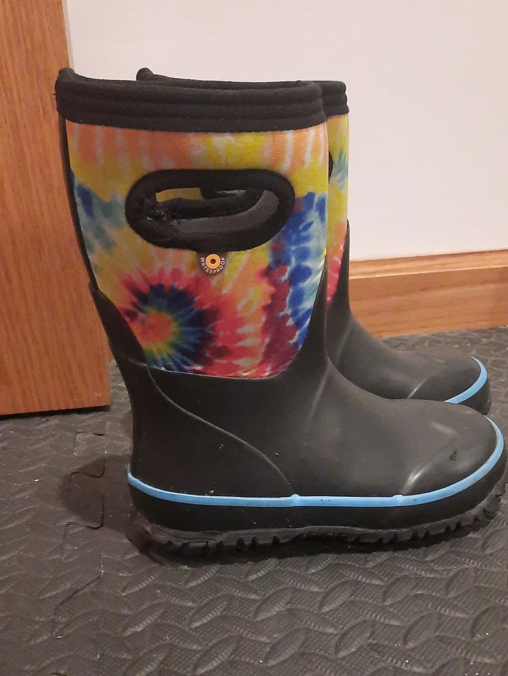 Bog Kids Tie-Dye Rain Boots with Easy-Grab Handles